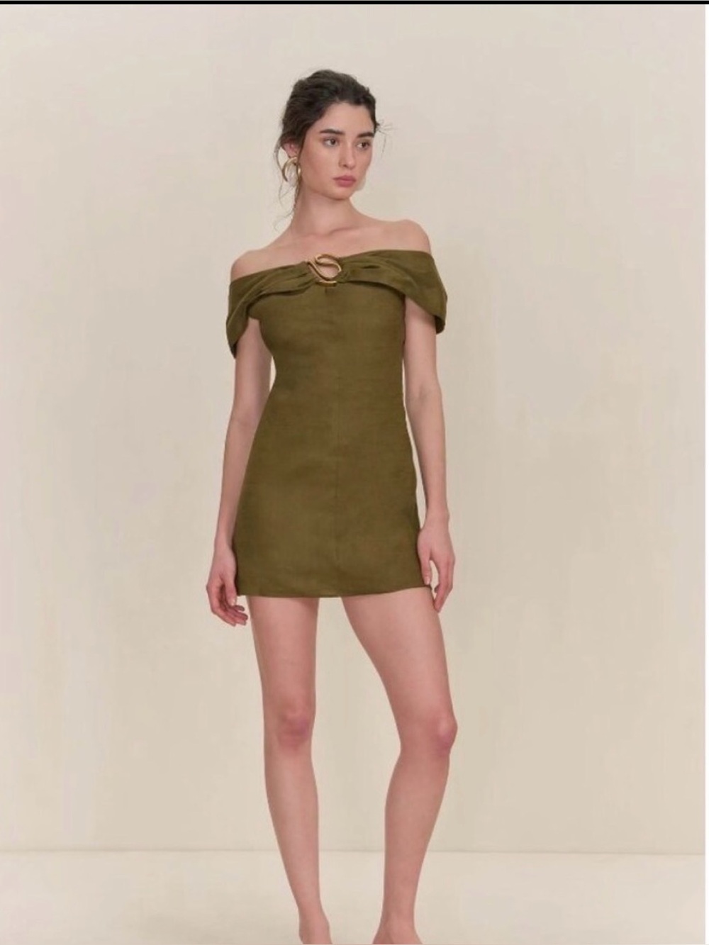 Cult Gaia Sawyer Dress in Nymph
Size 6 Off-Shoulder Olive Green Mini Dress with